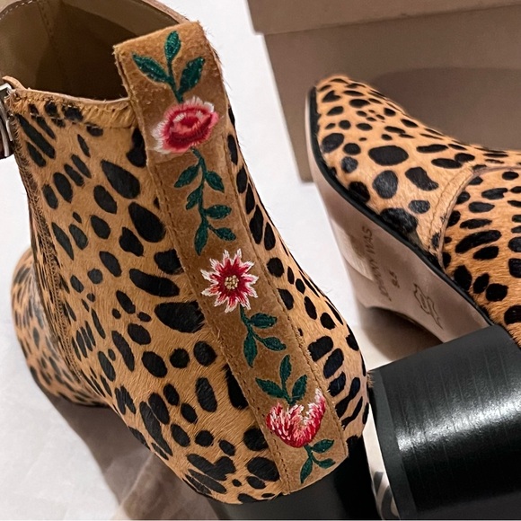 Johnny Was Leopard Ankle Booties Size 9.5 - Picture 3 of 12